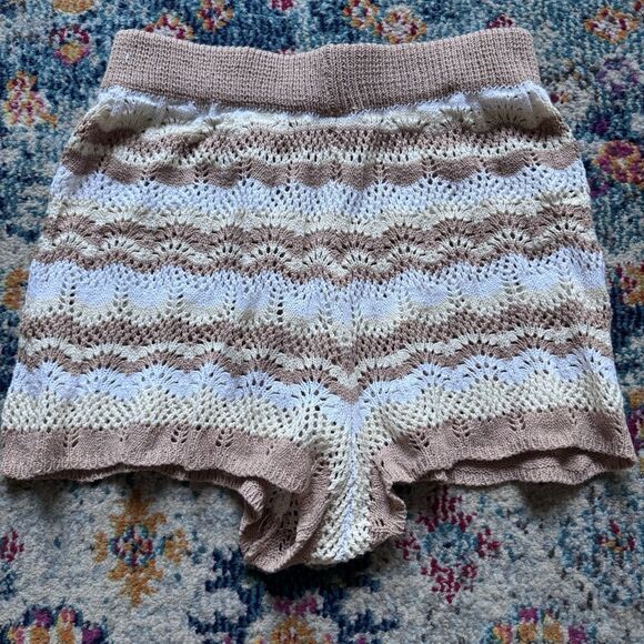 Cupshe Taupe Crochet Shorts Women's Size Medium - Picture 2 of 5